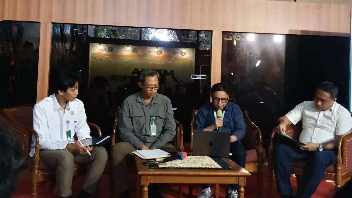 Pemadaman Karhutla Telan Biaya Tinggi, Kemenhut Gencarkan Pencegahan dari Tingkat TK-SD