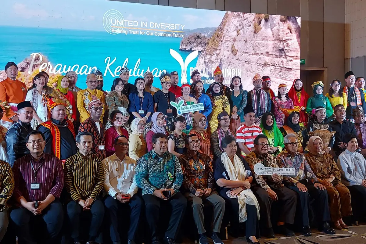 United In Diversity (UID) menyelenggarakan perayaan kelulusan para peserta Program Bersama Kelola Alam Adil Lestari (Bekal) Pemimpin 3.0 atau angkatan ketiga di Hotel Double Tree Cikini, Jakarta Pusat, Jumat (27/102023).