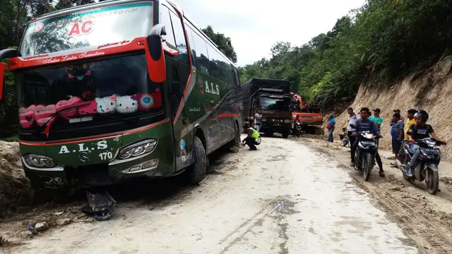 Polisi tewas