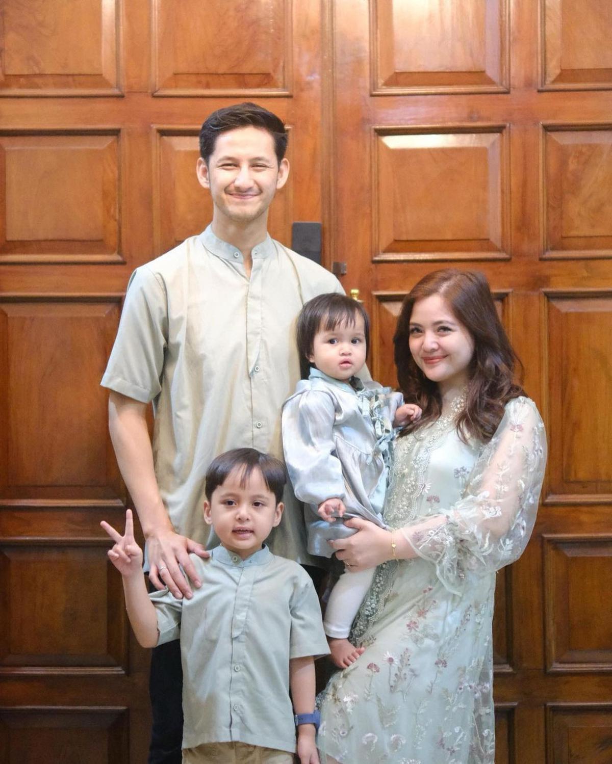 Potret Awet Muda Tasya Kamila, Tetap Memesona dari Penyanyi Cilik hingga Ibu Dua Anak