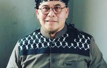 Cerita Denny Chandra sempat mengalami masa sulit karena minim pekerjaan, dan dia terpaksa menjual lima mobil untuk menghidupi dirinya
