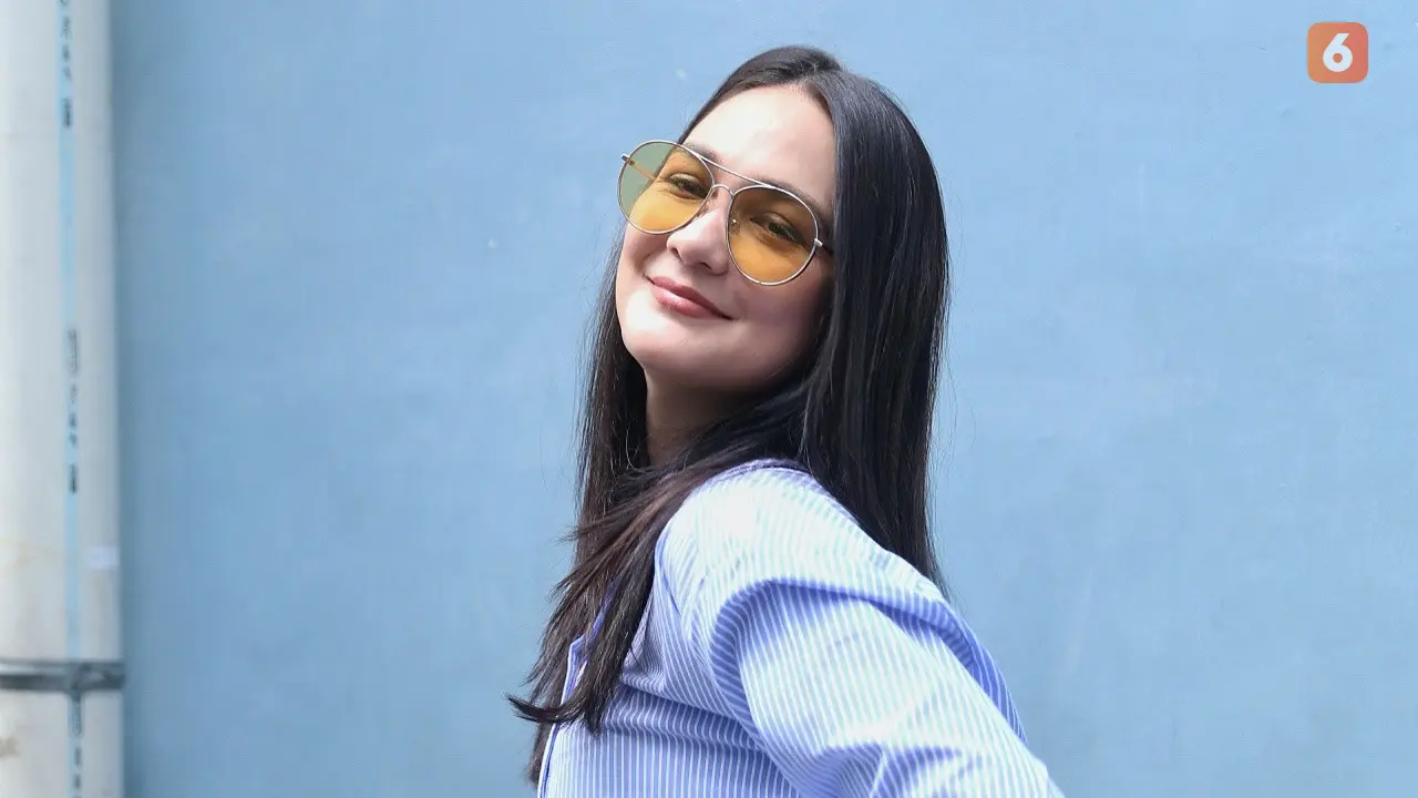 [Bintang] Luna Maya