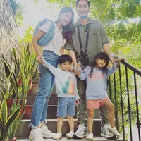 Syahnaz Sadiqah dan Jeje Govinda Merayakan Idul Adha Bersama