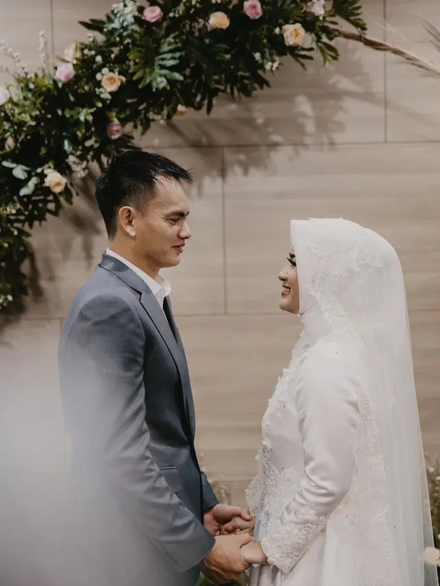 Momen Pernikahan Ikke Nurjanah dan Karlie . (Sumber: Instagram/@ikkenurjanah0518 )