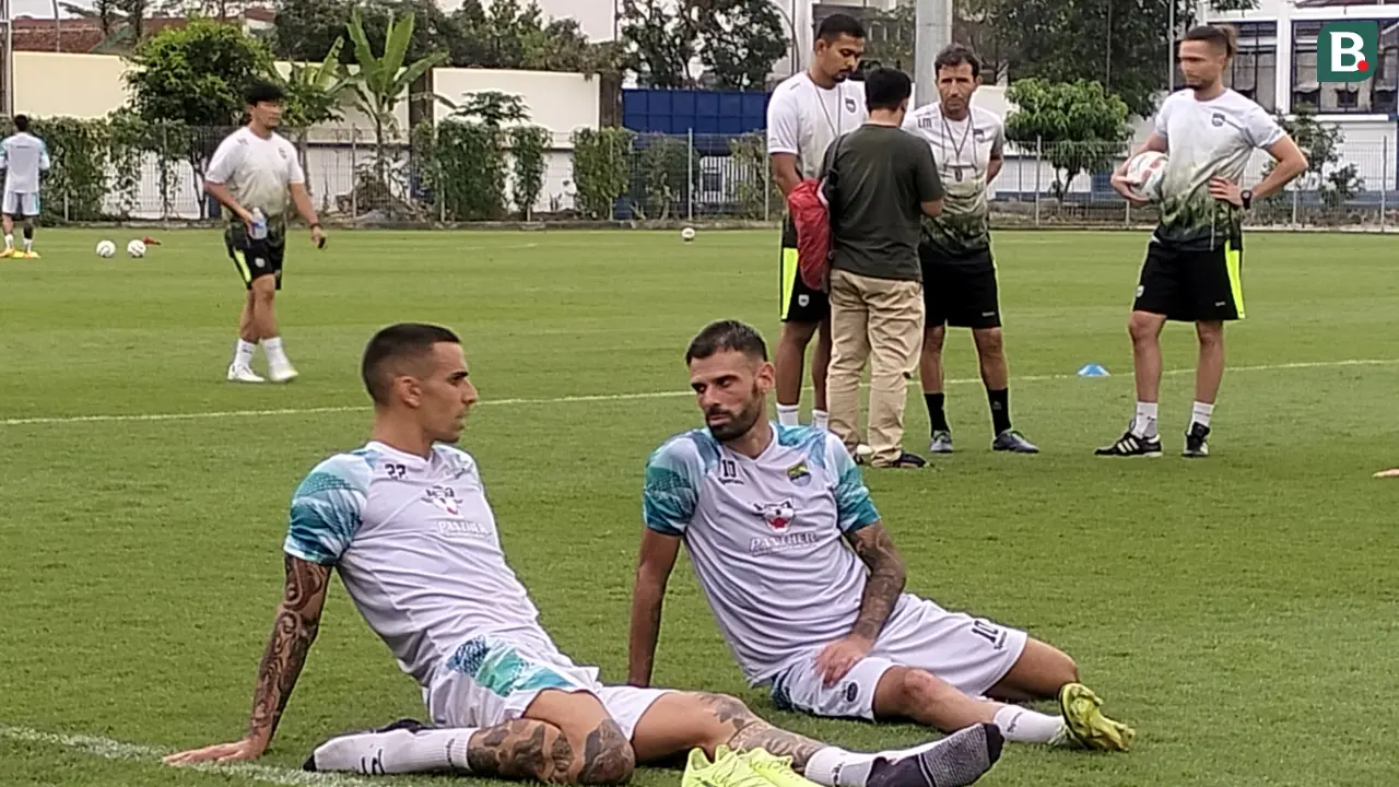 Alberto Rodriguez dan Tyronne del Pino