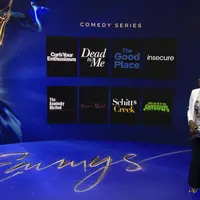Komedian Leslie Jones membacakan nominasi Emmy Awards 2020 kategori Serial Komedi Terbaik. (The Television Academy via Invision/AP)