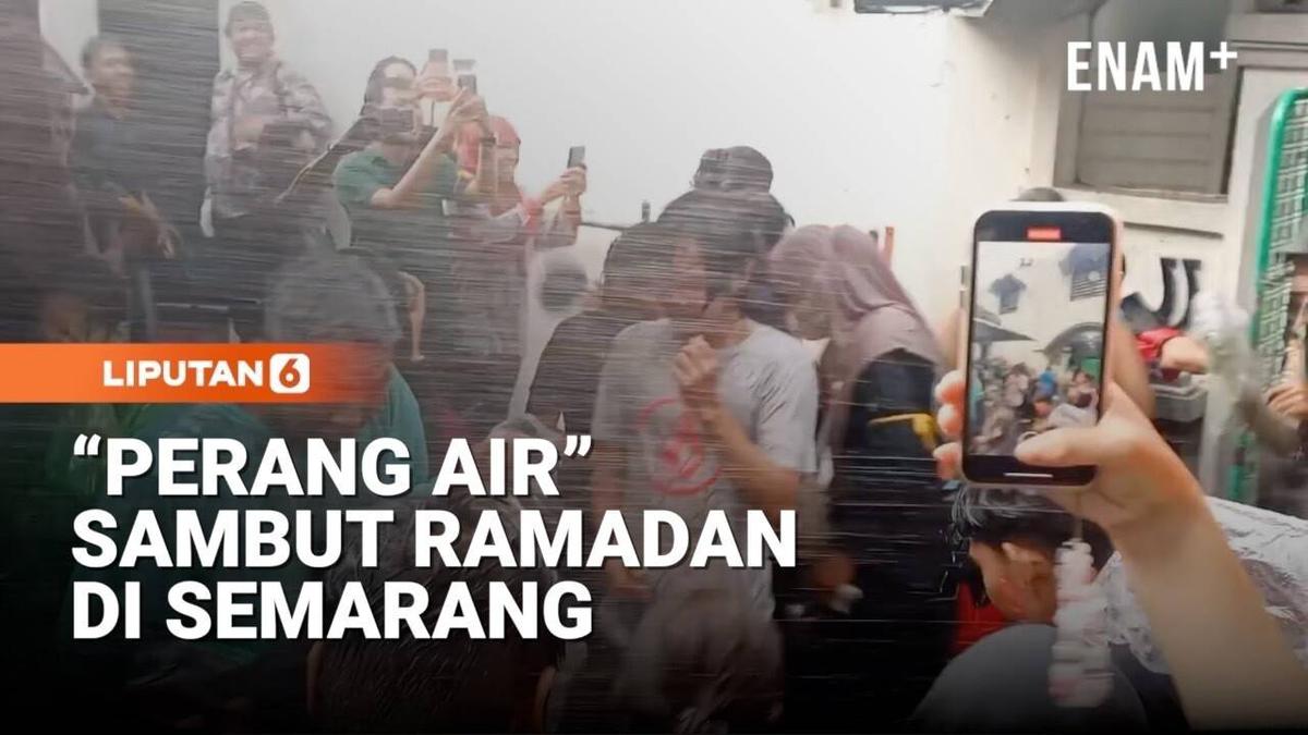 Heboh "Perang Air" Sambut Ramadan di Semarang