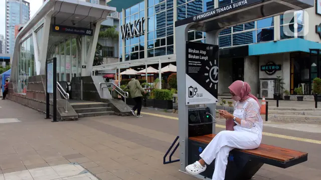 Listrik Tenaga Surya di Kawasan Dukuh Atas