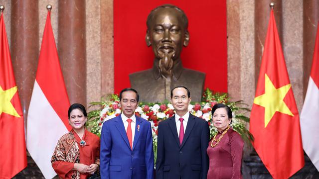 Suasana Penyambutan Presiden Jokowi di Vietnam