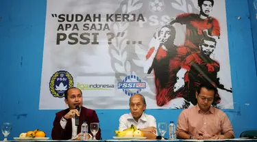 PSSI dan PSSI Pers menggelar diskusi "Sudah Kerja Apa Saja PSSI?" di Jakarta (15/12/2014). (Liputan6.com/Helmi Fithriansyah)