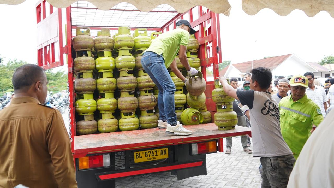 Bantu Masyarakat Terdampak Bencana, Pertamina Gelar Operasi Pasar LPG 3 Kg di Wilayah Aceh