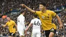 Musim ini merupakan musim pertama Hwang Hee Chan bermain di Liga Inggris bersama Wolves. Namun, pemain berkebangsaan Korea Selatan tersebut mampu tampil impresif dengan menyumbang 4 gol dan menjadi man of the match sebanyak tiga kali. (AFP/Oli Scarff)