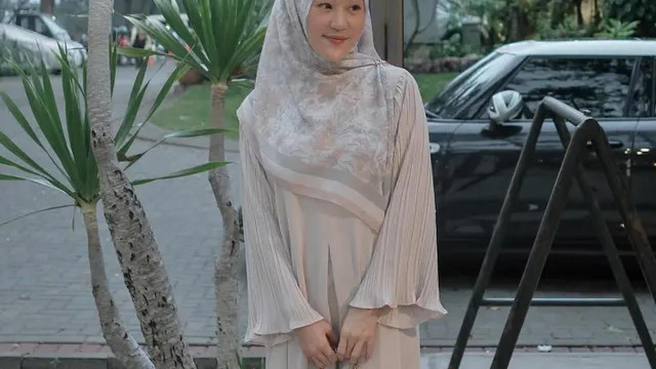 Potret 6 Artis Blasteran yang Putuskan Berhijab, Pesonanya Makin Terpancar