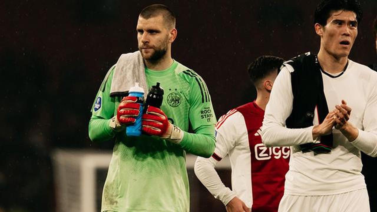 Rapor Maarten Paes yang Jadi Andalan Ajax di Eredivisie: Ketiban Berkah dari Badai Cedera, Bakal Tetap Jadi Pilihan Utama Musim Depan