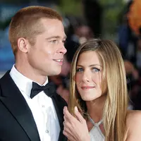 Seperti yang dikatakan seorang sumber dan dilaporkan oleh dailymail, Justin Theroux baik-baik saja dan tidak masalah dengan hubungan pertemanan yang dijalin istrinya dan mantan suaminya itu. (AFP/Bintang.com)