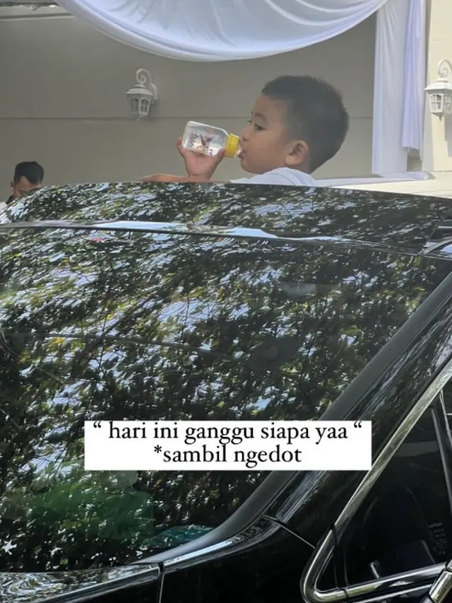 6 Meme Cucu Presiden Jokowi Ini Kocak, Tingkah Polosnya Bikin Gemas