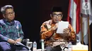 Menteri Agama Fachrul Razi (kanan) menyampaikan pendapatnya saat diskusi panel III  Rakornas Indonesia Maju antara Pemerintah Pusat dan Forkopimda di Bogor, Rabu (13/11/2019). Panel III itu membahas pembangunan sumber daya manusia.  (Liputan6.com/Herman Zakharia)