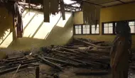 SD di Lampung Rusak Parah, Ruang Guru Jadi Kelas dan Siswa Belajar Bergantian