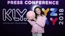 Saat menjadi salah satu pengisi acara XYZ Day 2018, Clarice mengaku sering mengunggah video meng-cover lagu dan nge-vlog. Tapi urusan video, ia menyerahkan pada kakaknya. (Bambang E Ros/Bintang.com)