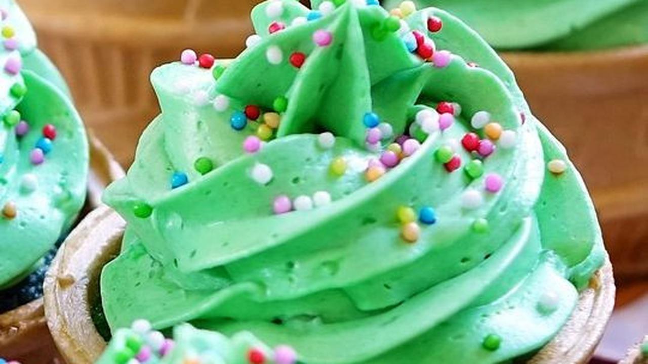 Aneka Kue dan Makanan Manis
