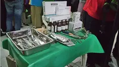 Polda Metro Jaya bersama Dinas Kesehatan DKI Jakarta menyegel Klinik Yayasan Bhakti Mulia atau dikenal dengan Klinik Yayasan Seribu Pulau. Klinik tersebut  diduga tak berizin atau ilegal.