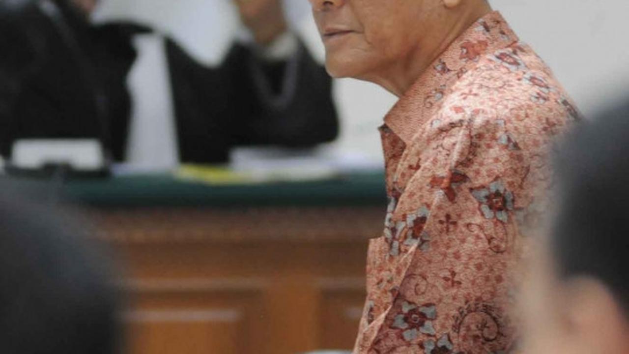 Anak buah Alex Noerdin jalani sidang perdana