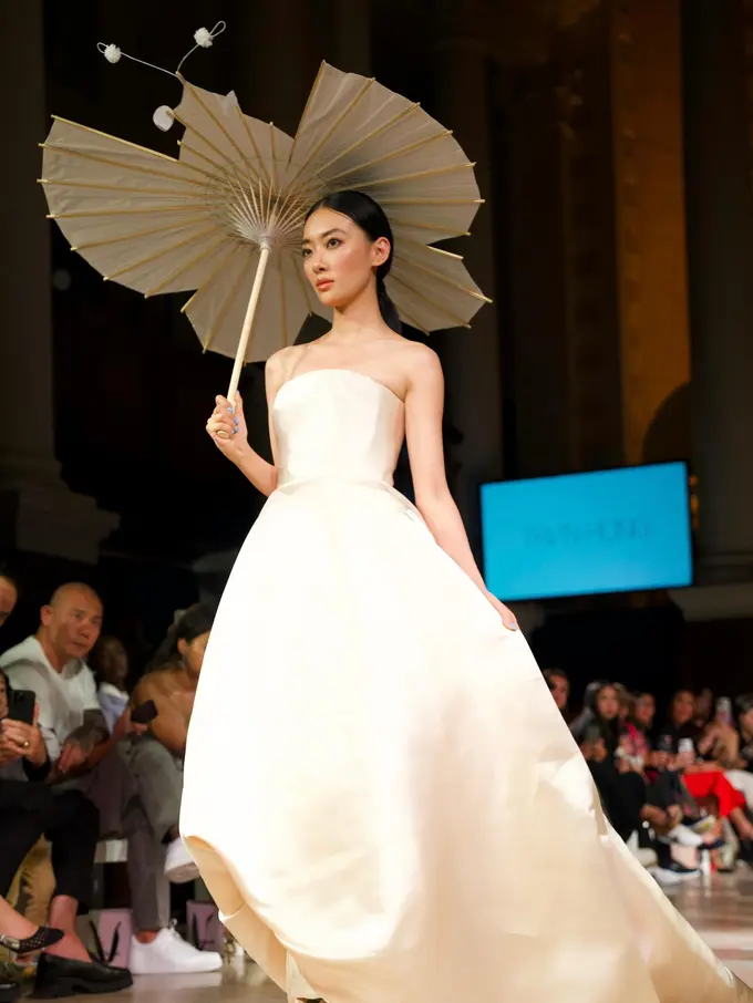 1001 Shoes di London Fashion Week