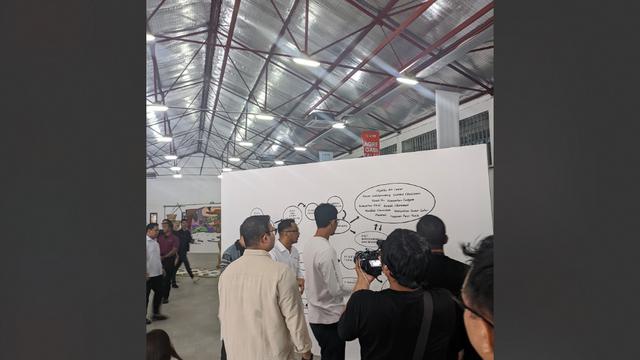 Wakil Menteri Kebudayaan (Wamenbud) Giring Ganesha menghadiri acara Talent Hub di M Bloc Space, Jakarta Selatan.