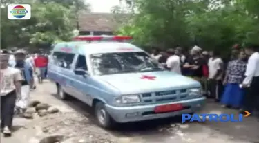 Seorang bapak di Magetan, Jawa Timur, bunuh anak kandung lantaran korban menganiaya ibunya sendiri menggunakan balok kayu.