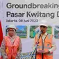 Penjabat (Pj) Gubernur DKI Jakarta Heru Budi Hartono saat meresmikan dimulainya pembangunan atau groundbreaking Pasar Kwitang Dalam, Jakarta Pusat, Kamis (8/6/2023). (Winda Nelfira/Liputan6.com)