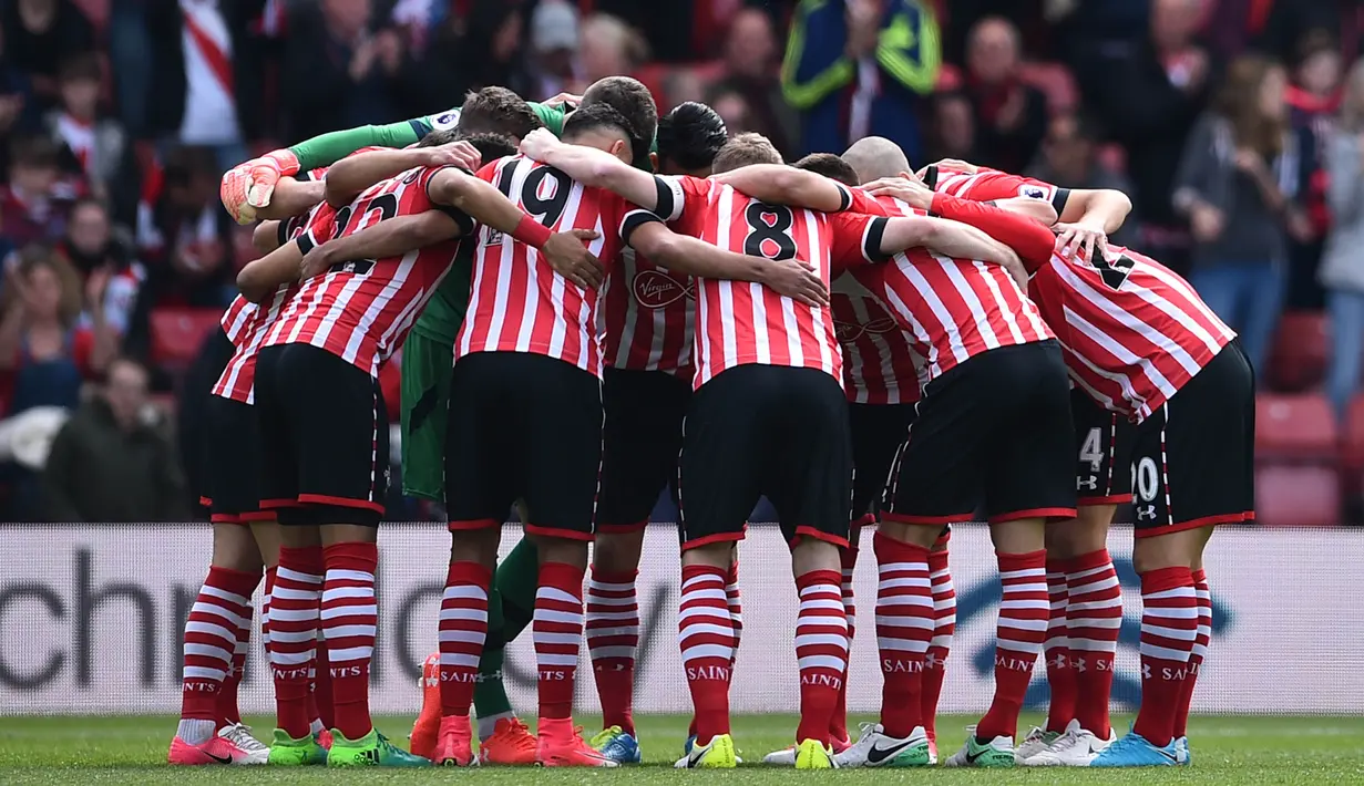 8. Southampton - 122.450.841 poundsterling dalam 13 pertandingan. (AFP/Glyn Kirk)
