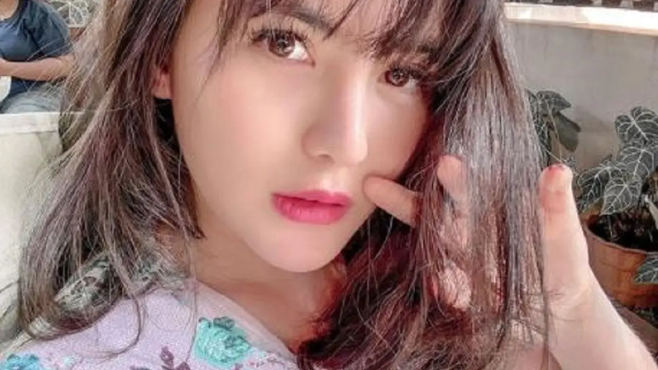 Angela Lee menyesal telah menjalani operasi hidung