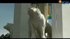 Jika dilihat lebih dekat bentuk wajah empat patung Maung yang memiliki filosofi semangat Maung Bandung tersebut tak mirip Harimau.