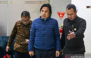 KPK Duga Eks Sekjen MPR Minta Fee 10 Persen dari Proyek Pengadaan