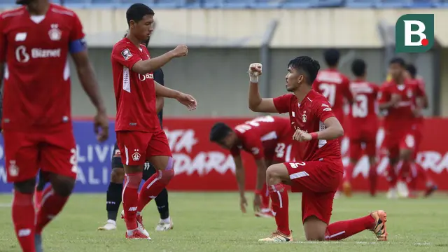 FOTO: Kalah 1-2 dari Persik Kediri, Madura United Berpeluang Tersingkir - Tim Persik Kediri