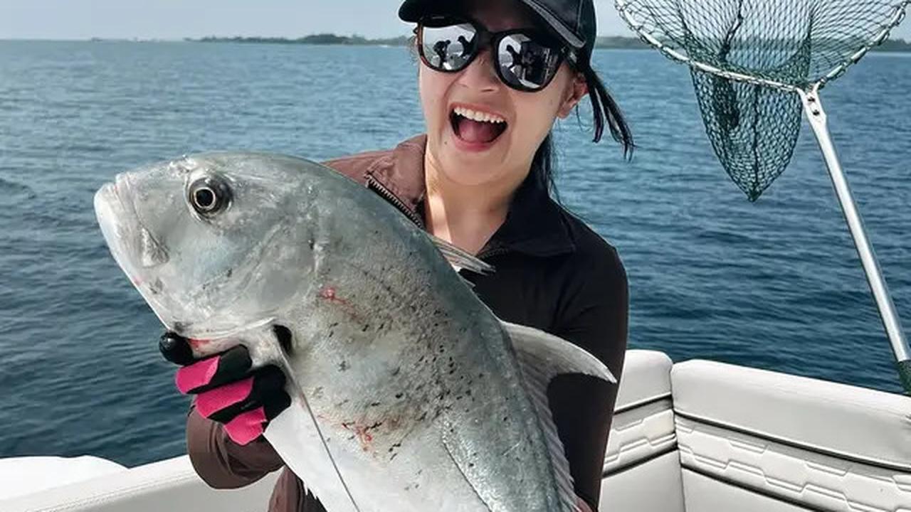 7 Momen Prilly Latuconsina dan Kekasih Mancing Bareng, Omara Dilatih Sabar