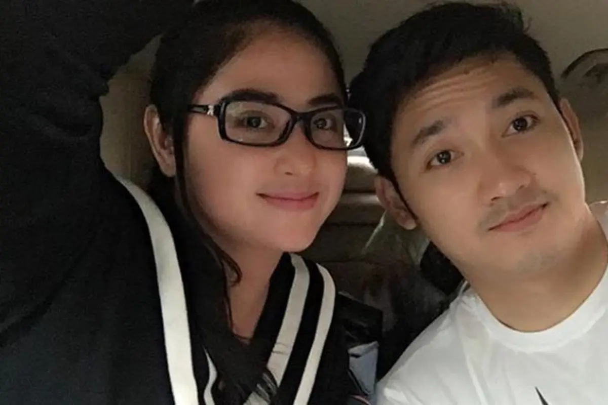 [Bintang] Dewi Perssik dan Angga Wijaya