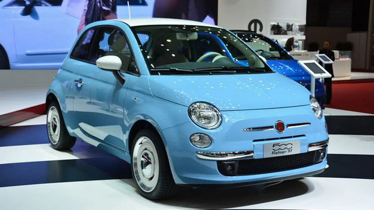 Versi Jadul Fiat 500 Unjuk Gigi di Geneva