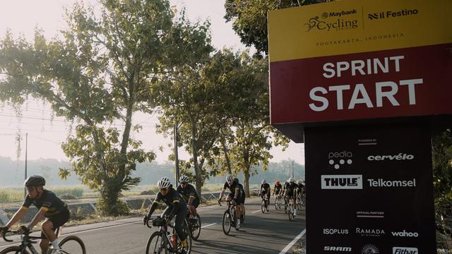 Peserta balap sepeda Cycling Series Il Festino 2024