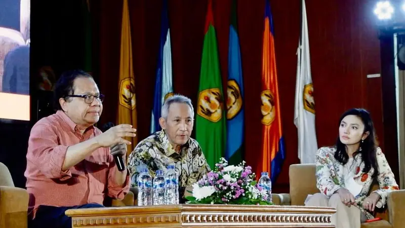 Ekonom senior Rizal Ramli dalam diskusi “Transformasi Koperasi Indonesia Menuju Indonesia Emas 2045”, yang digelar Fakultas Hukum Universitas Padjadjaran. (Istimewa)