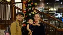 <p>Potret kebahagiaan keluarga Randy Pangalila dan Chelsey Frank [Instagram/Randpunk]</p>