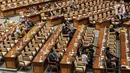 Kemudian masing-masing fraksi menyampaikan pandangan fraksi. Setelah itu, Puan menanyakan persetujuan anggota dewan. (Liputan6.com/Faizal Fanani)