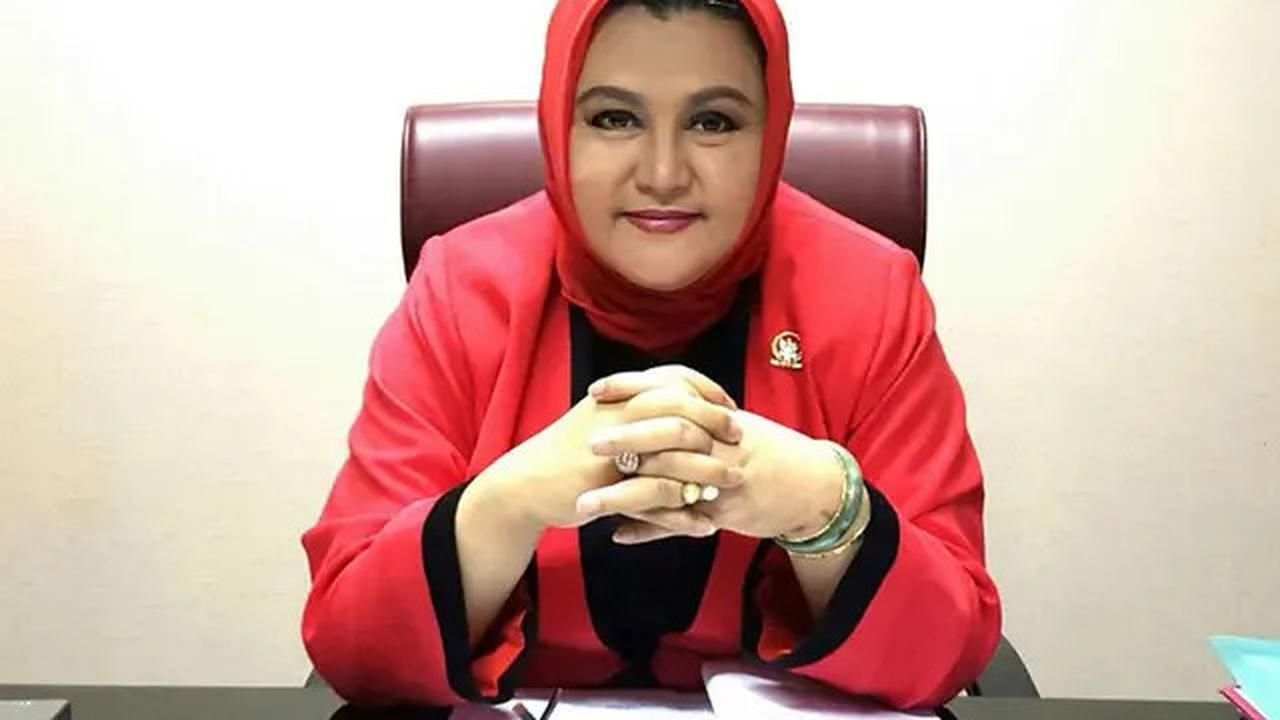 Profil Emilia Contessa, Penyanyi Lawas yang Meninggal karena Gagal Jantung