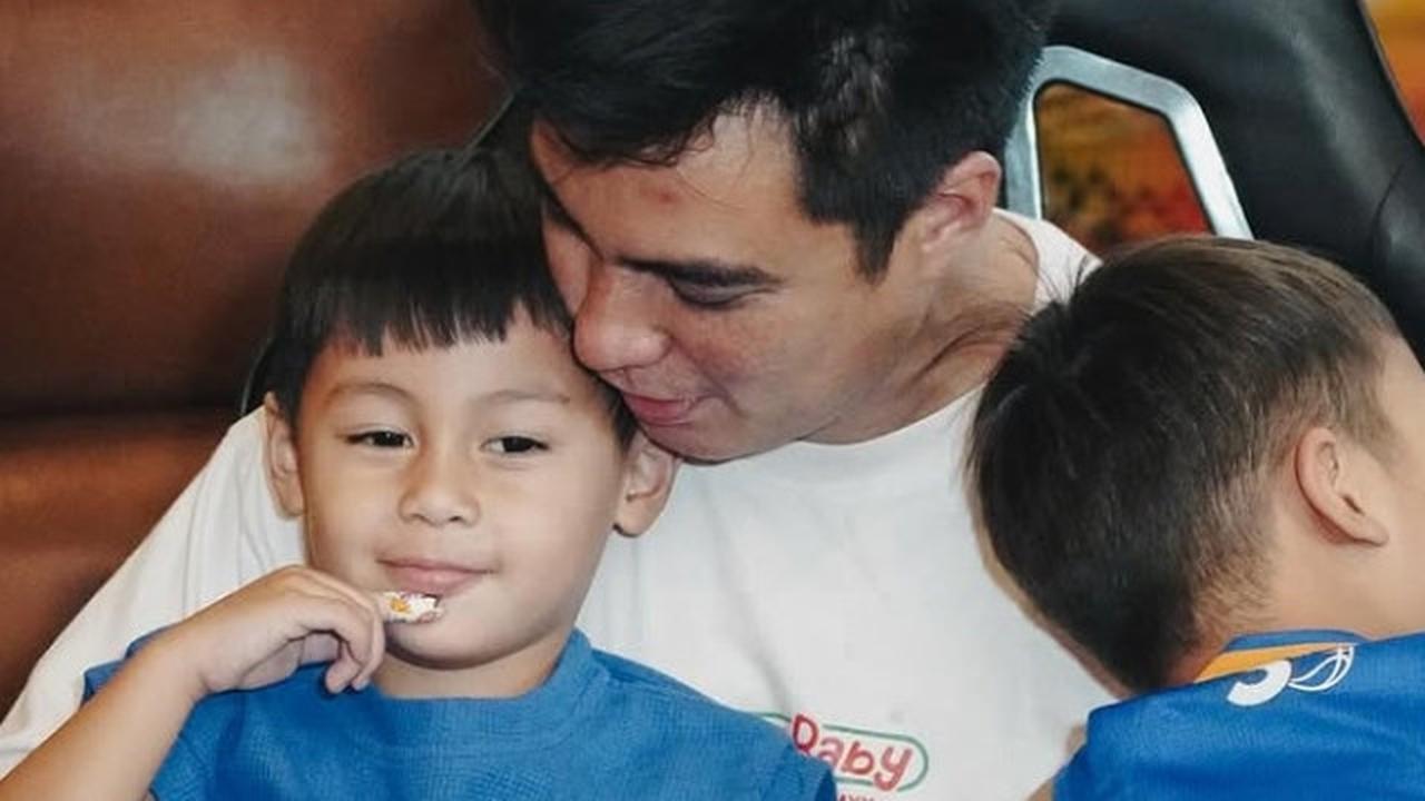 Baim Wong Bagikan Video Kiano dan Kenzo Menolak Bertemu Paula Verhoeven, Viral Jadi Buah Bibir