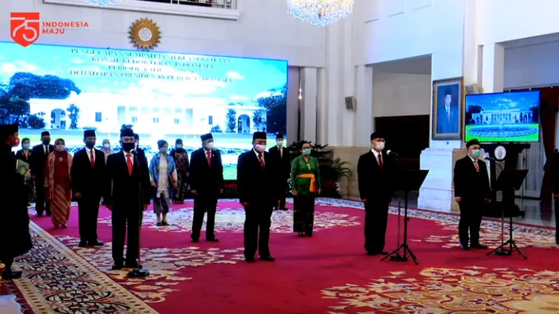 Pelantikan Keanggotaan Konsil Kedokteran Indonesia (KKI) periode 2020-2025 di Istana Negara. (Tangkapan layar YouTube Sekretariat Presiden)