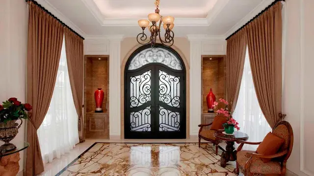 Desain Interior Rumah Klasik Masa Kini yang Tampil Mewah dan Elegan