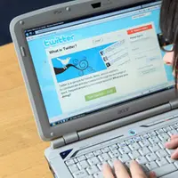 Setiap orang memiliki kepentingan yang berbeda-beda dalam ketika menggunakan Twitter.