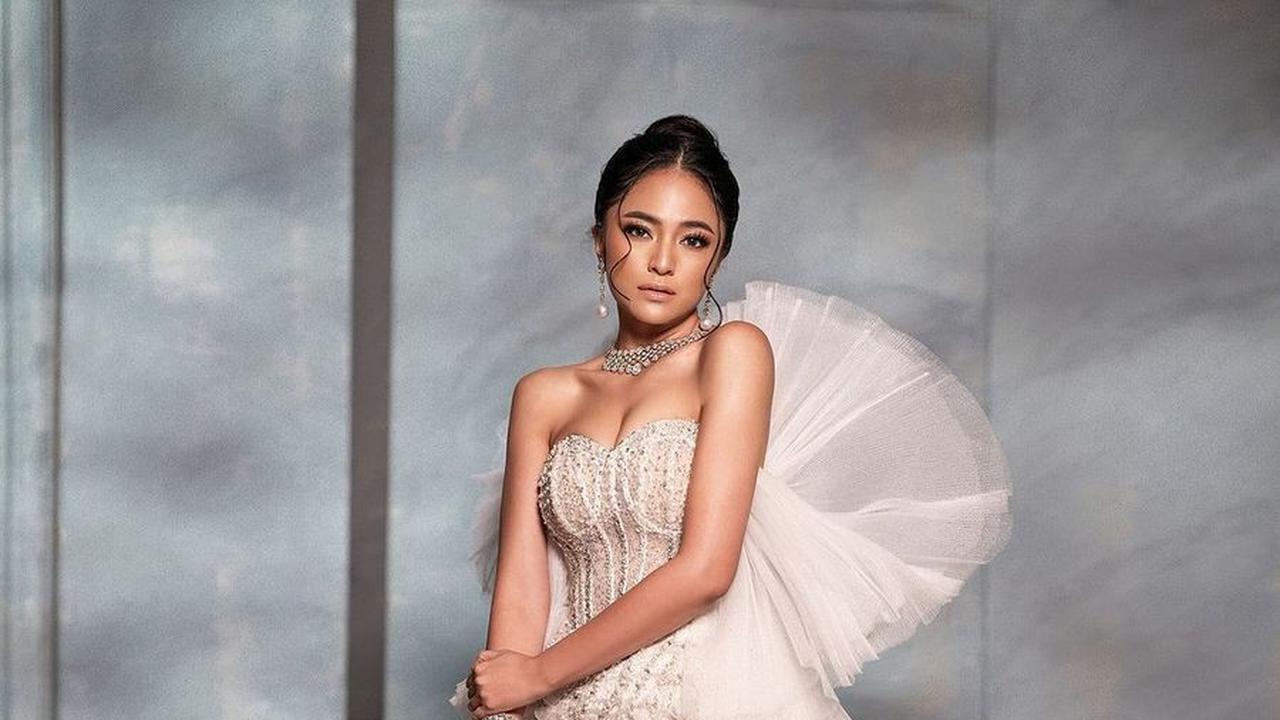 7 Potret Terbaru Marshanda yang Makin Stunning Usai Sukses Turunkan Berat Badan Sebanyak 21 Kilo, Dikira Foto Prewedding - Disebut Lala Telah Kembali