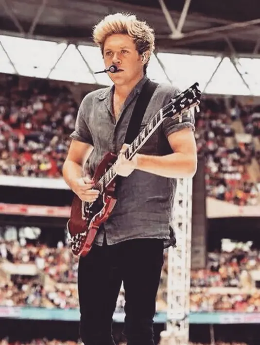 Selain itu Niall mengagumi sesosok Justin Bieber,  tak hanya itulah Niall bangga ketika dirinya disebut Beliebers.  ( via instagram@niallhoran/Bintang.com)