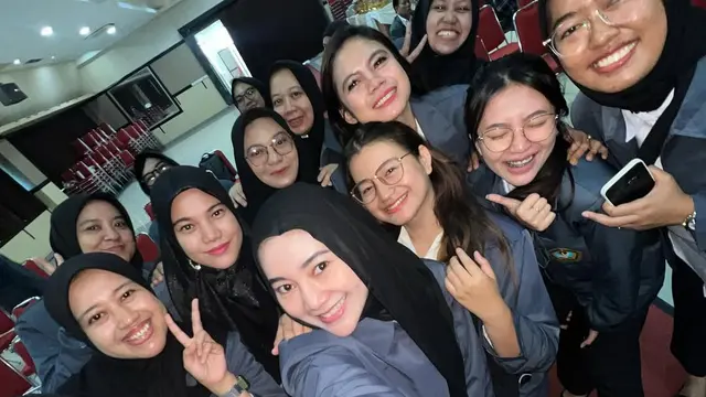 6 Potret Ira Dahlia Kakak Ipar Lesti Kejora Sidang Thesis,